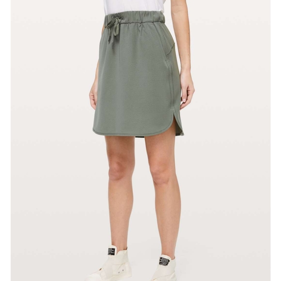 on the fly lululemon skirt